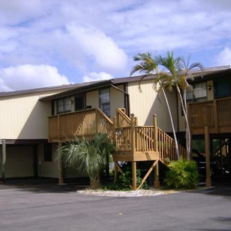 River Wilderness Waterfront Cabins Everglades City Εξωτερικό φωτογραφία