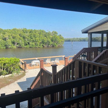 River Wilderness Waterfront Cabins Everglades City Εξωτερικό φωτογραφία