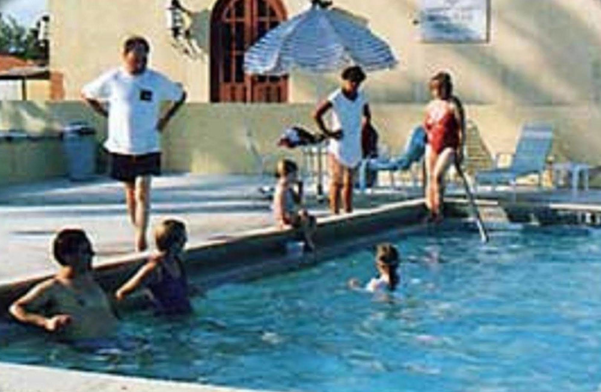 River Wilderness Waterfront Cabins Everglades City Εξωτερικό φωτογραφία