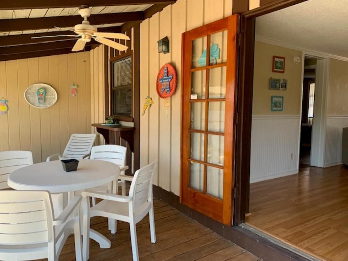 River Wilderness Waterfront Cabins Everglades City Εξωτερικό φωτογραφία